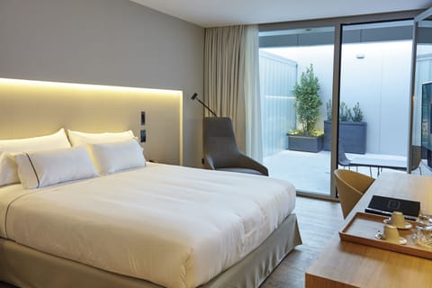 Double Room, Terrace | Egyptian cotton sheets, premium bedding, pillowtop beds, minibar