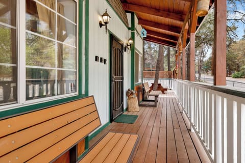 Cabin, Multiple Beds, Hot Tub, Mountain View (2028) | Balcony view