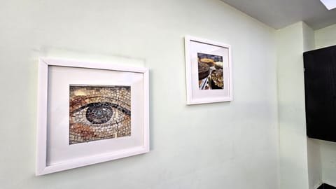 Family Studio Suite | In-room safe, individually decorated, individually furnished, desk