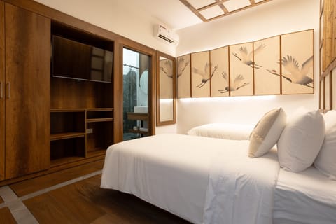 Twin Room | Premium bedding, individually decorated, desk, free WiFi