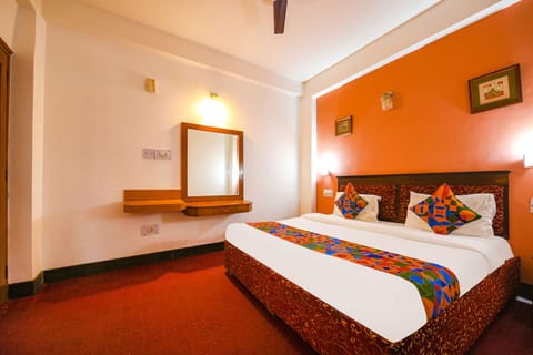 Premium Room | Egyptian cotton sheets, premium bedding, in-room safe, free WiFi