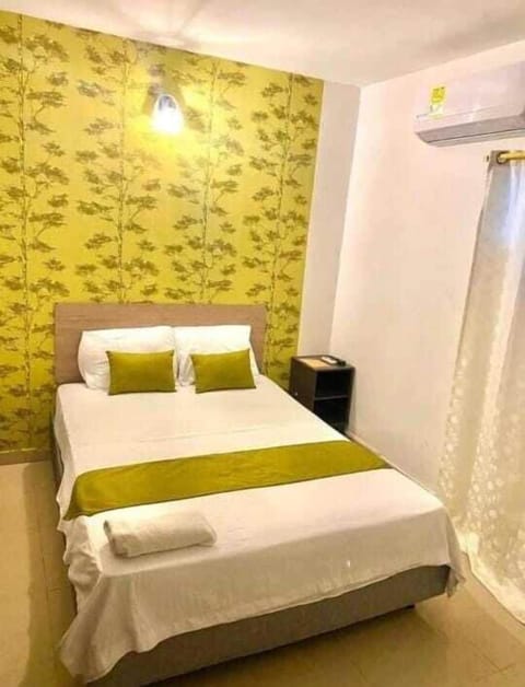 Basic Double Room | Free WiFi, bed sheets