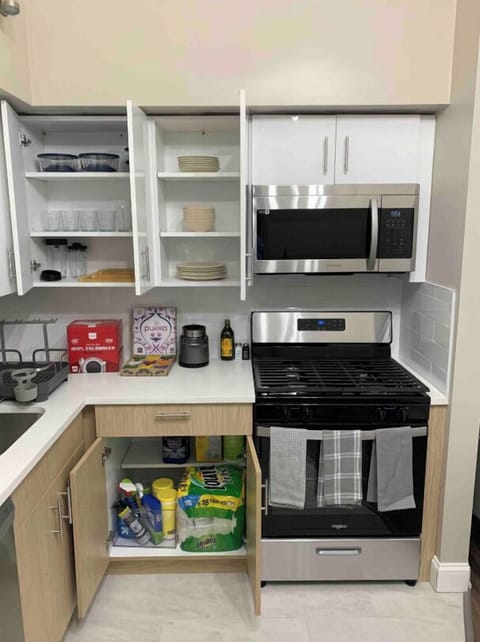 Microwave, oven, stovetop, dishwasher