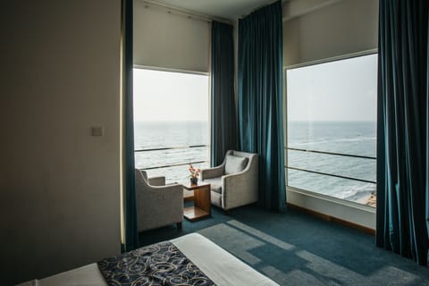 Superior Double or Twin Room, 2 Queen Beds, Ocean View | Minibar, in-room safe, desk, laptop workspace