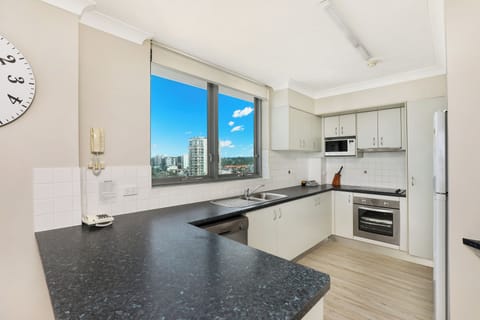 3 Bedroom Ocean View Apartment | Private kitchen | Full-size fridge, microwave, oven, dishwasher