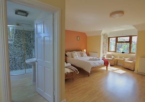 Deluxe Suite, Ensuite, Garden View (1) | Free WiFi