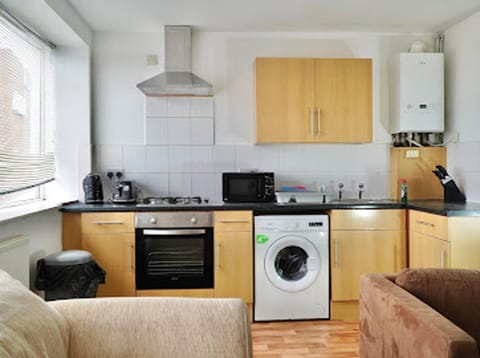 Apartment | Private kitchen | Fridge, microwave, oven, stovetop