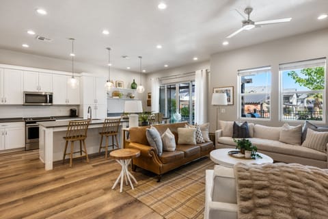 Townhome, 5 Bedrooms | Living area | Smart TV