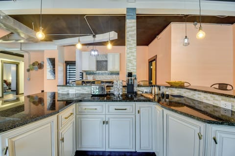 Apartment (3 Bedrooms) | Private kitchen | Microwave, oven, stovetop, dishwasher