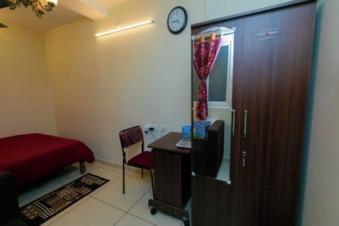 Family Apartment | Individually decorated, individually furnished, desk, iron/ironing board