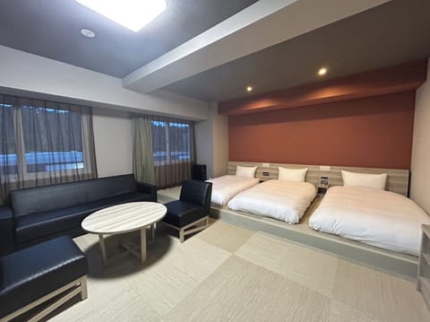 Triple Room, Non Smoking | Desk, iron/ironing board, free WiFi, bed sheets