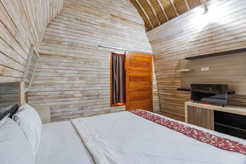 Standard Suite | 1 bedroom, bed sheets