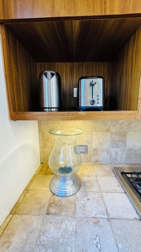 House, 1 Bedroom, Smoking, Balcony | Coffee and/or coffee maker