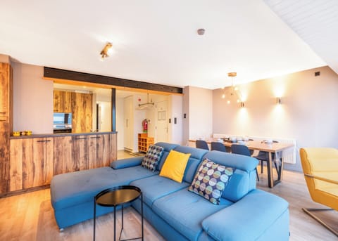 Apartment | Living area