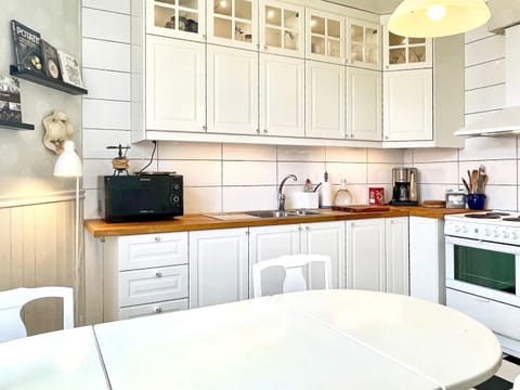 Apartment | Private kitchen