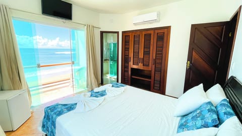 Suite, Sea View | Free WiFi, bed sheets