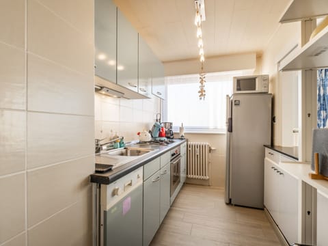 Apartment | Private kitchen | Electric kettle, toaster, highchair