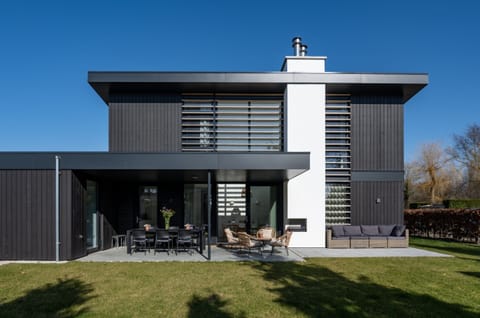 House | Exterior