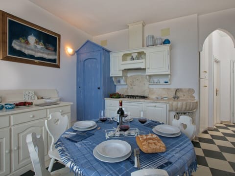 House | Private kitchen | Highchair