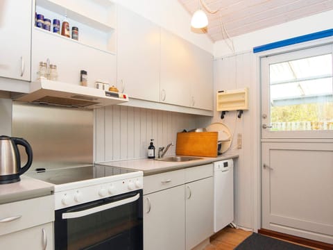 House | Private kitchen | Fridge, coffee/tea maker