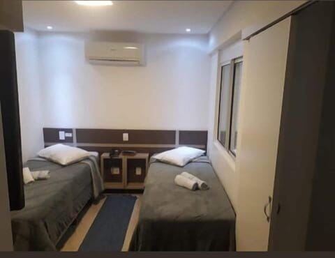 Basic Twin Room | Iron/ironing board, free WiFi, bed sheets