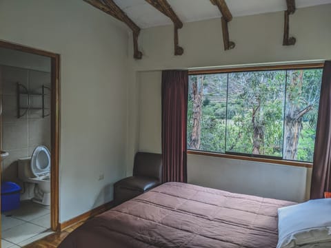 Double Room, Mountain View | Free WiFi, bed sheets