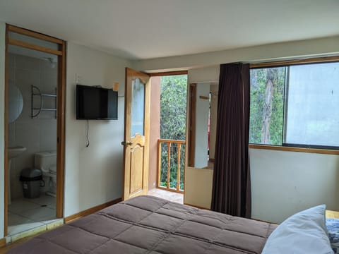 Double Room, Mountain View | Free WiFi, bed sheets