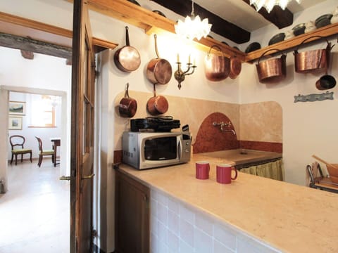 House | Private kitchen | Highchair