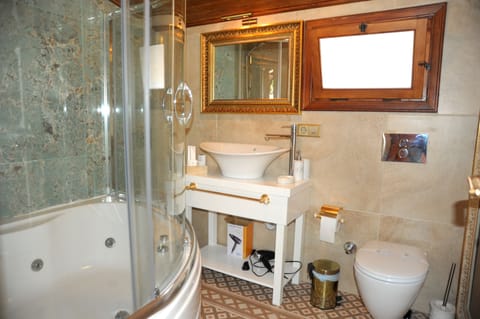 Royal Suite, Terrace, Sea View | Bathroom | Shower, free toiletries, hair dryer, slippers