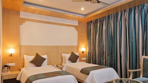 Executive Double Room | Free WiFi