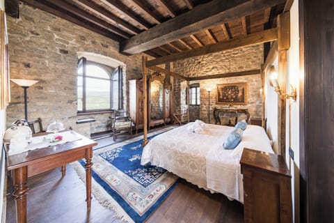 Luxury Room, Mountain View | In-room safe, desk, free WiFi