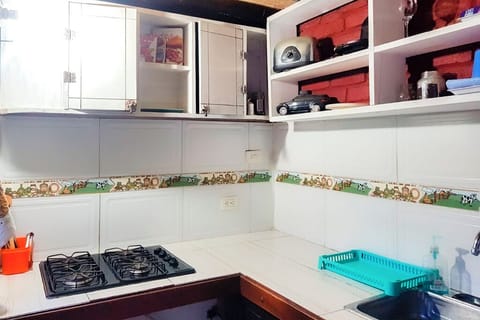 Basic Double Room | Private kitchen