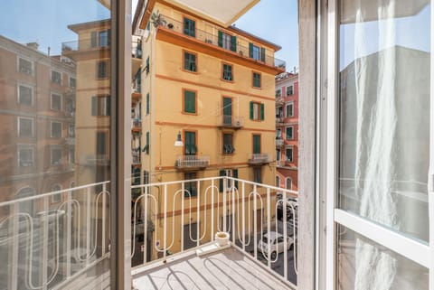 Classic Double or Twin Room | Soundproofing, free cribs/infant beds, free WiFi, bed sheets