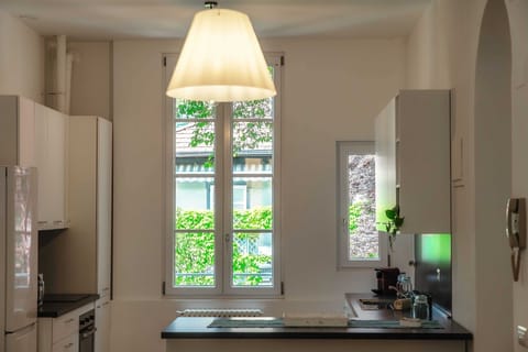 Apartment | 2 bedrooms, premium bedding, down comforters, iron/ironing board