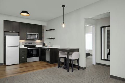 Suite, 1 Bedroom | Free WiFi, bed sheets