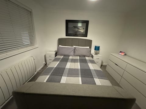 Apartment | 2 bedrooms, free WiFi, bed sheets