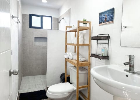 Standard Room, Courtyard View | Bathroom | Shower, free toiletries, towels, soap