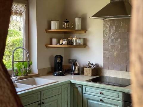 House, Garden View | Free WiFi