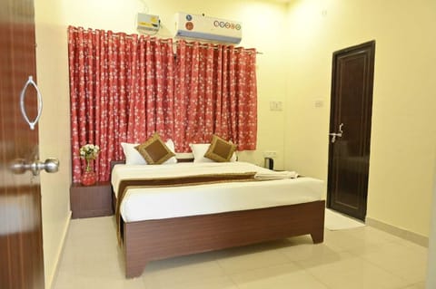 Executive Double Room | Free WiFi