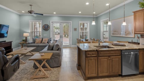 House, Multiple Beds, Patio, Garden View (Beach Bike Escape) | Living area