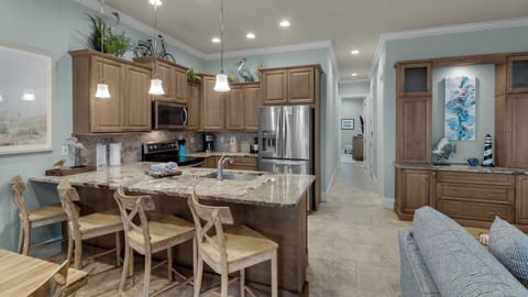 House, Multiple Beds, Patio, Garden View (Beach Bike Escape) | Private kitchen