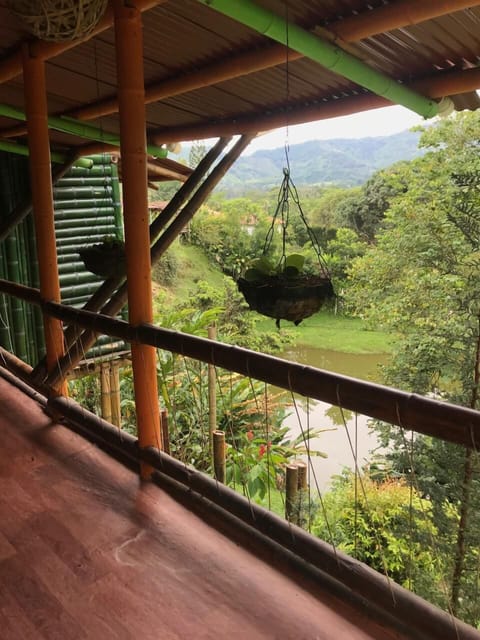 Romantic Cabin, Balcony, Lake View