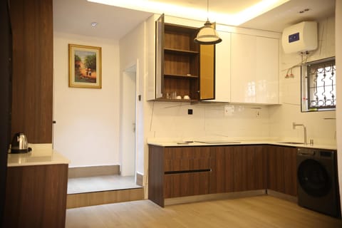 Apartment | Private kitchen | Fridge, microwave, oven, stovetop