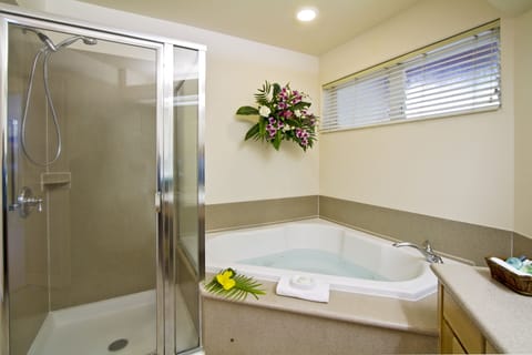 Suite, 2 Bedrooms | Deep soaking bathtub