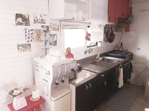 Shared Dormitory, Women only | Private kitchen | Stovetop, cookware/dishes/utensils