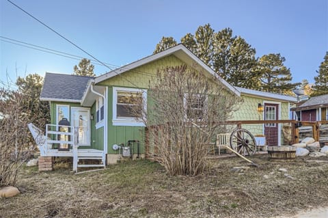 Bungalow, 3 Bedrooms | Exterior