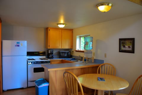 Cabin | Private kitchen