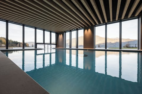 3 indoor pools, outdoor pool, open 7:00 AM to 7:30 PM, free cabanas