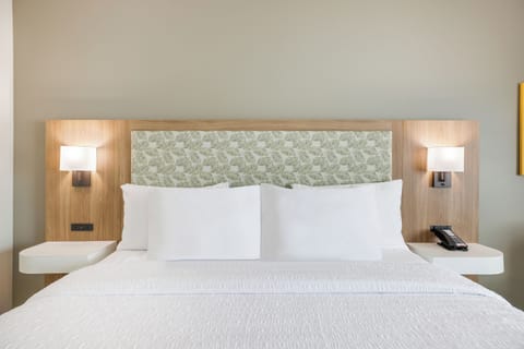 Free cribs/infant beds, free WiFi, bed sheets