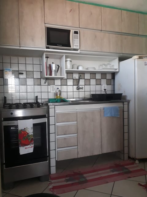 Basic Apartment, 2 Bedrooms | Private kitchen | Fridge, microwave, toaster, blender